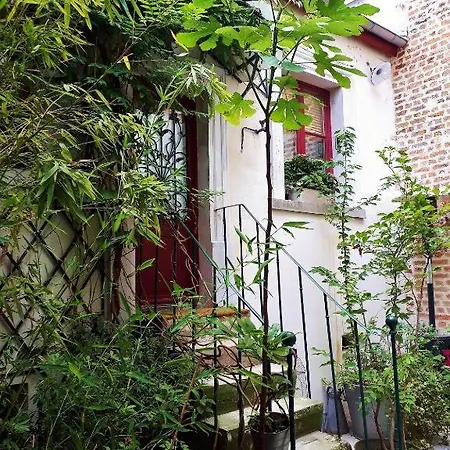 Le Nichoir Aux Oiseaux *