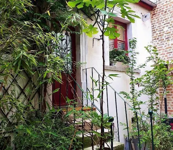 Le Nichoir Aux Oiseaux *